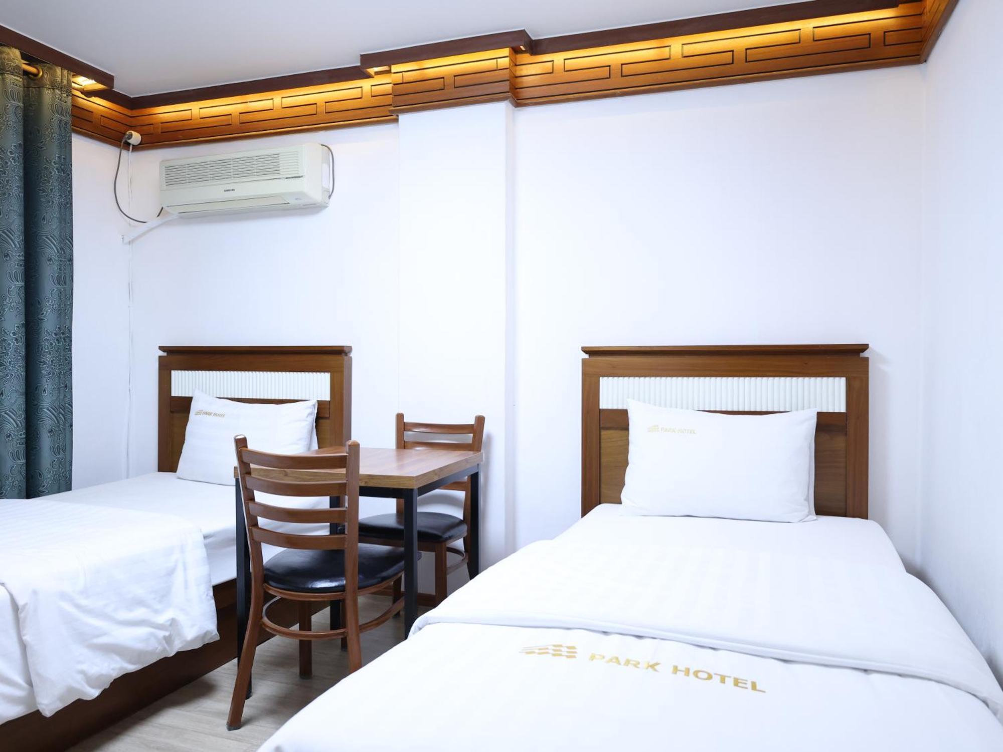 Goodstay Andong Park Hotel Exteriör bild
