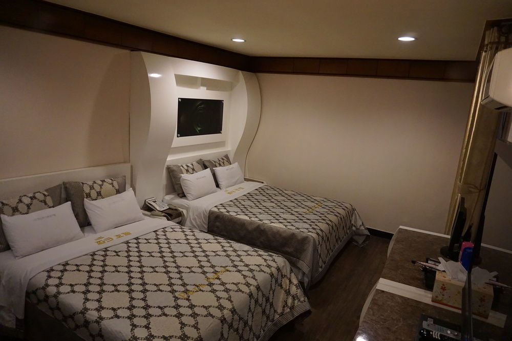 Goodstay Andong Park Hotel Exteriör bild